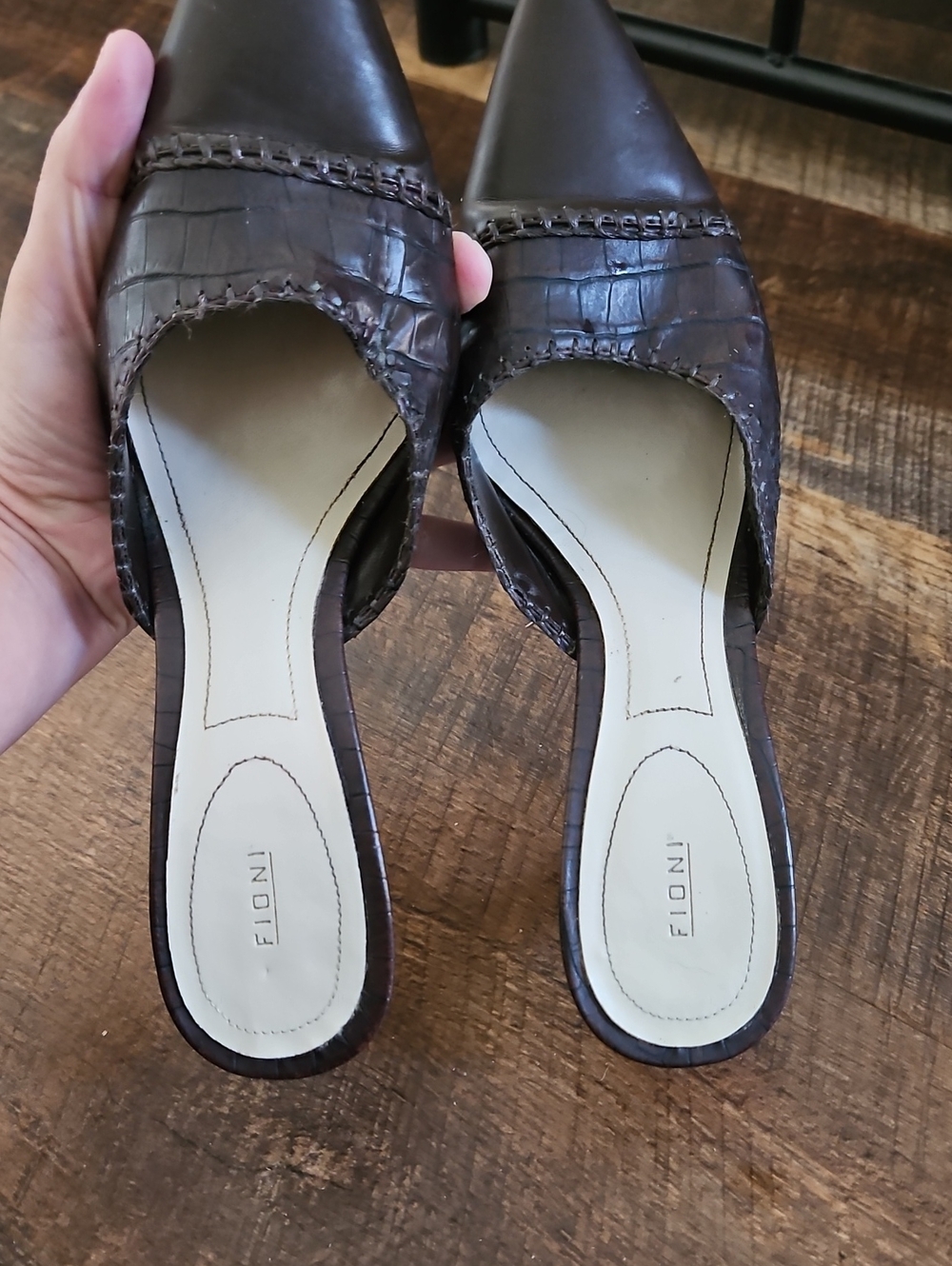 FIONI Clothing Women's Dark Brown Croc-Embossed Pointed Toe Slip-On Mules
